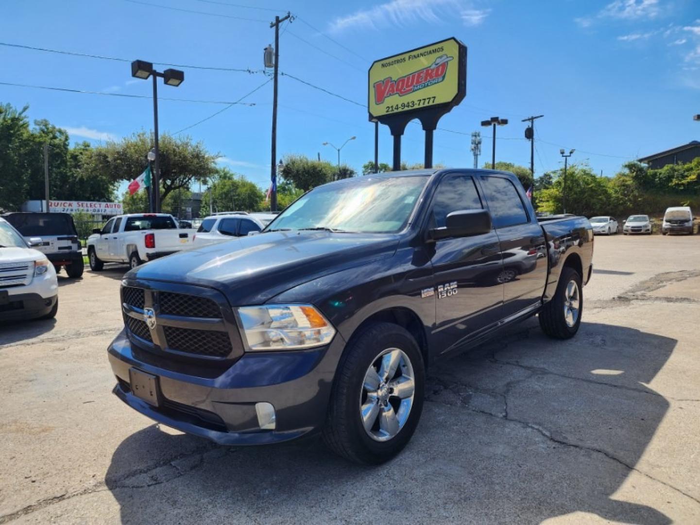 2014 RAM 1500 Tradesman/Express Crew Cab SWB 2WD (1C6RR6KT3ES) with an 5.7L V8 OHV 16V engine, 6-Speed Automatic transmission, located at 301 S.first st, garland , TX, 75040, (972) 272-8878, 32.910500, -96.631042 - Photo#0