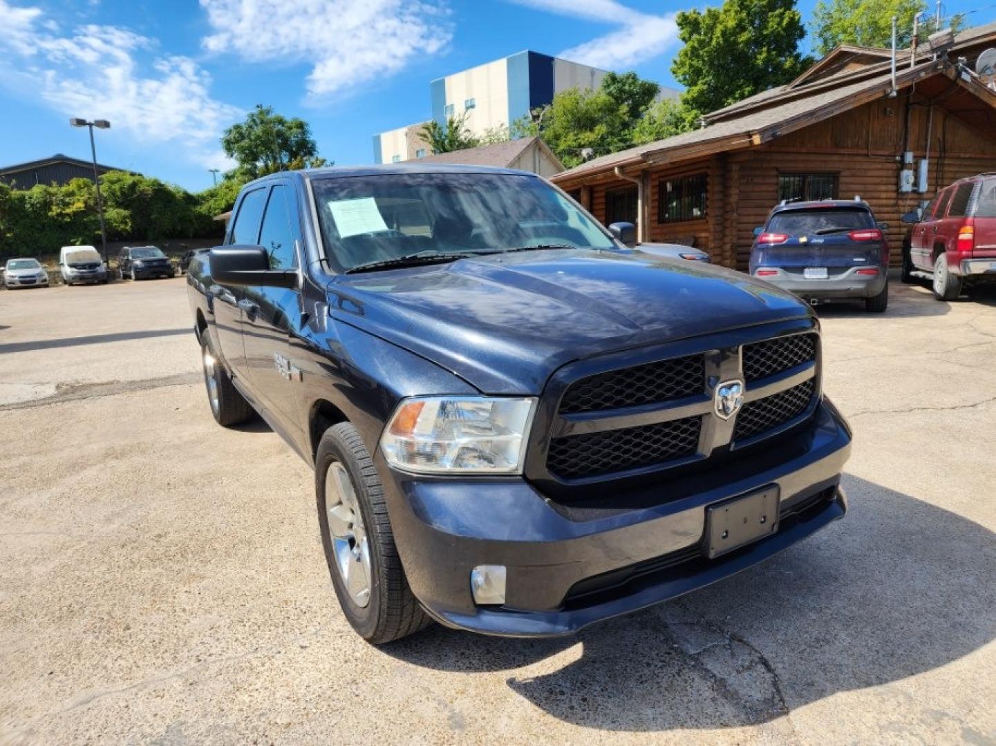 2014 RAM 1500 Tradesman/Express Crew Cab SWB 2WD (1C6RR6KT3ES) with an 5.7L V8 OHV 16V engine, 6-Speed Automatic transmission, located at 301 S.first st, garland , TX, 75040, (972) 272-8878, 32.910500, -96.631042 - Photo#2