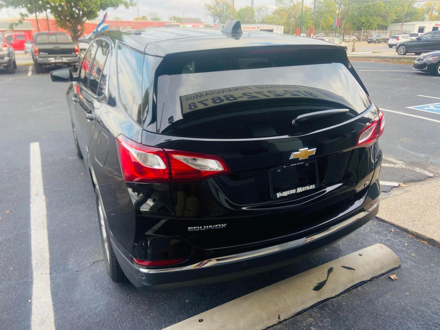 2019 Chevrolet Equinox LT AWD (2GNAXTEV8K6) with an 1.5L L4 DOHC 16V TURBO engine, 6A transmission, located at 301 S.first st, garland , TX, 75040, (972) 272-8878, 32.910500, -96.631042 - Photo#3