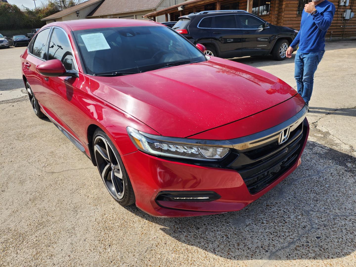 2019 Honda Accord LX CVT (1HGCV1F13KA) with an 1.5L L4 DOHC 16V TURBO engine, CVT transmission, located at 945 E. Jefferson Blvd, Dallas, TX, 75203, (214) 943-7777, 32.752514, -96.811630 - Photo#2