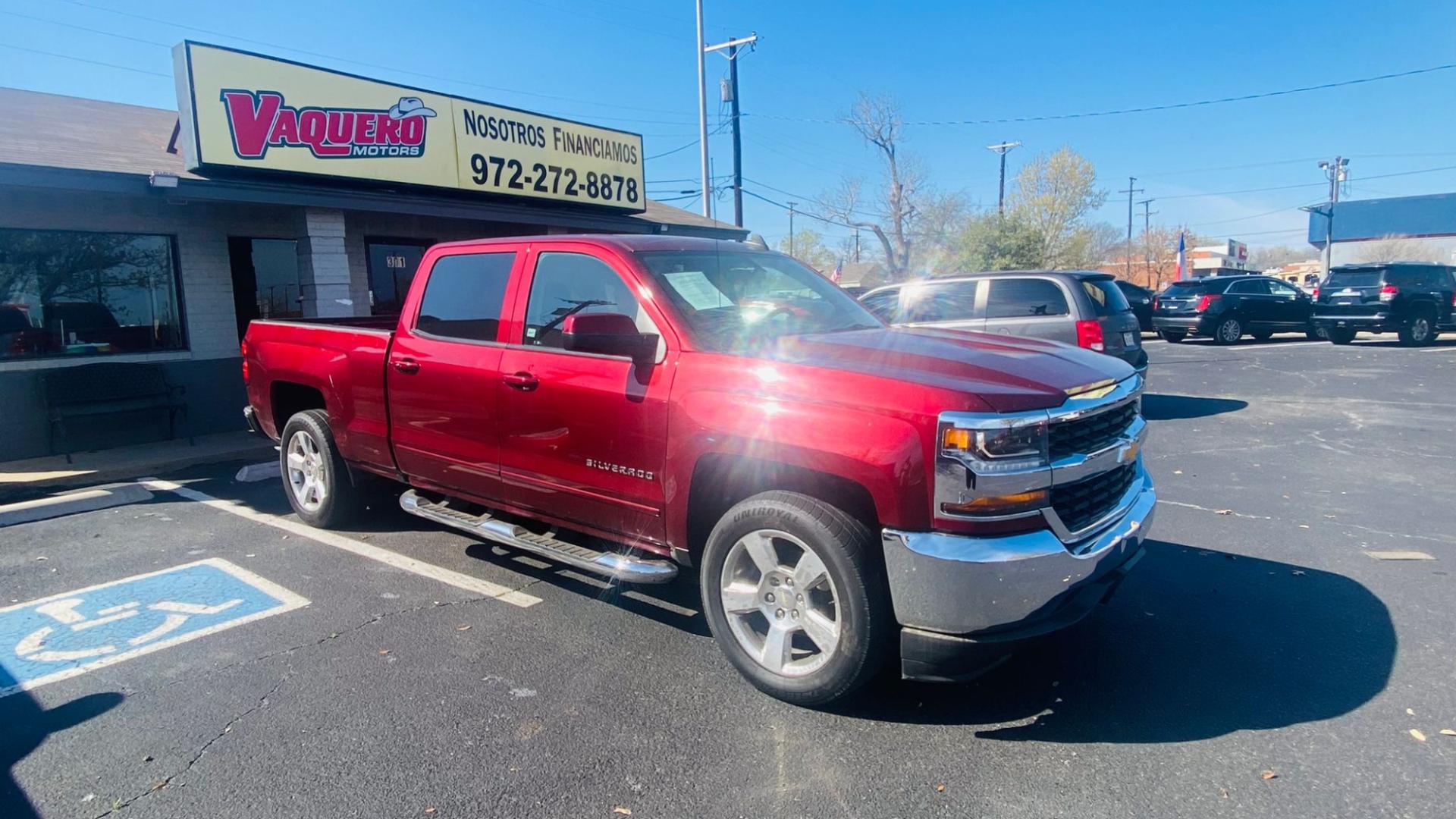 2016 Chevrolet Silverado 1500 LT Crew Cab 2WD (3GCPCREC7GG) with an 5.3L V8 OHV 16V engine, 6A transmission, located at 945 E. Jefferson Blvd, Dallas, TX, 75203, (214) 943-7777, 32.752514, -96.811630 - Photo#0