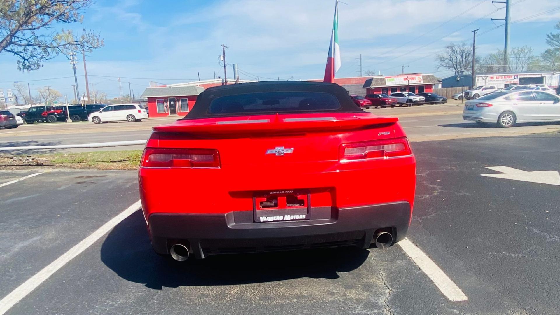 2014 Chevrolet Camaro Convertible 1LT (2G1FB3D36E9) with an 3.6L V6 DOHC 24V FFV engine, 6-Speed Automatic transmission, located at 945 E. Jefferson Blvd, Dallas, TX, 75203, (214) 943-7777, 32.752514, -96.811630 - Photo#3