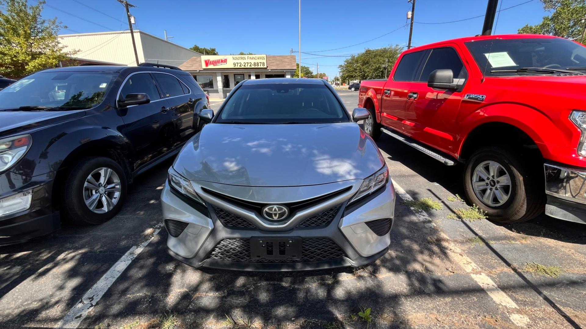 2018 Silver Toyota Camry XSE (JTNB11HK4J3) with an 2.5L L4 DOHC 16V engine, 8A transmission, located at 945 E. Jefferson Blvd, Dallas, TX, 75203, (214) 943-7777, 32.752514, -96.811630 - Photo#1