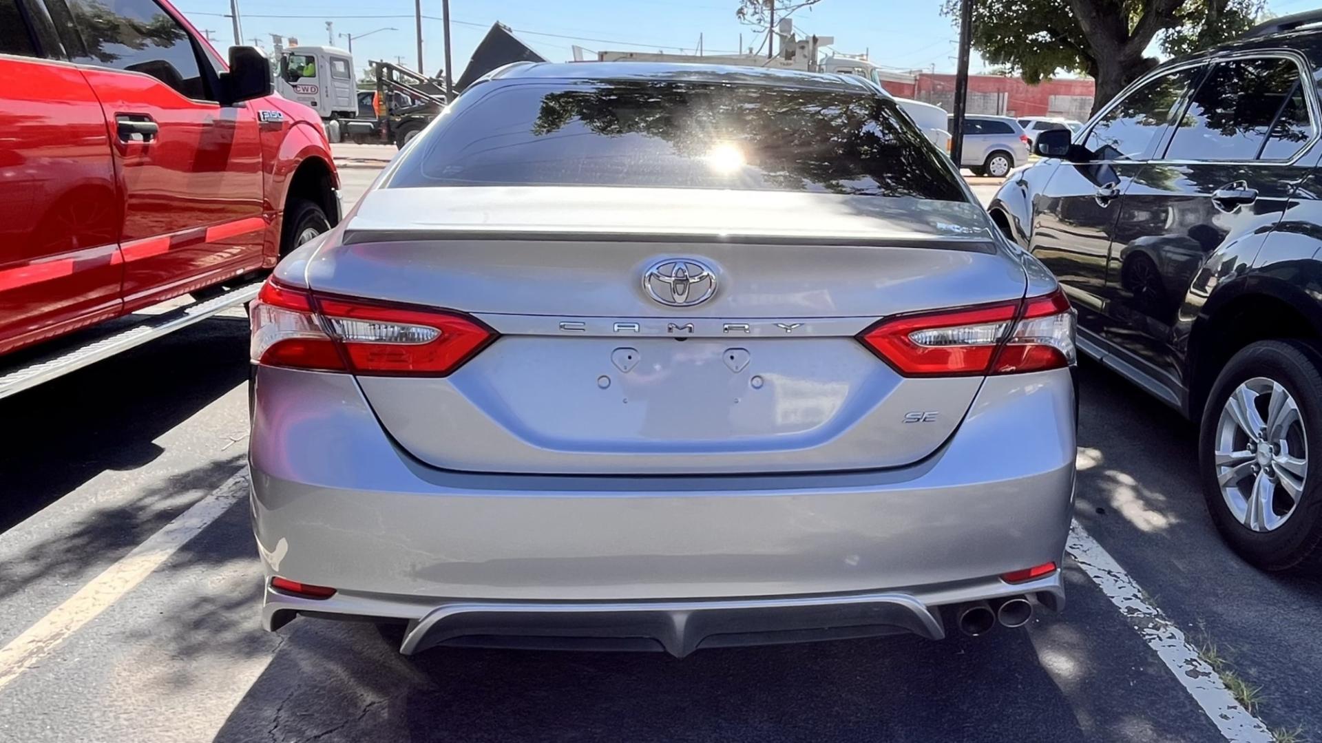 2018 Silver Toyota Camry XSE (JTNB11HK4J3) with an 2.5L L4 DOHC 16V engine, 8A transmission, located at 945 E. Jefferson Blvd, Dallas, TX, 75203, (214) 943-7777, 32.752514, -96.811630 - Photo#3