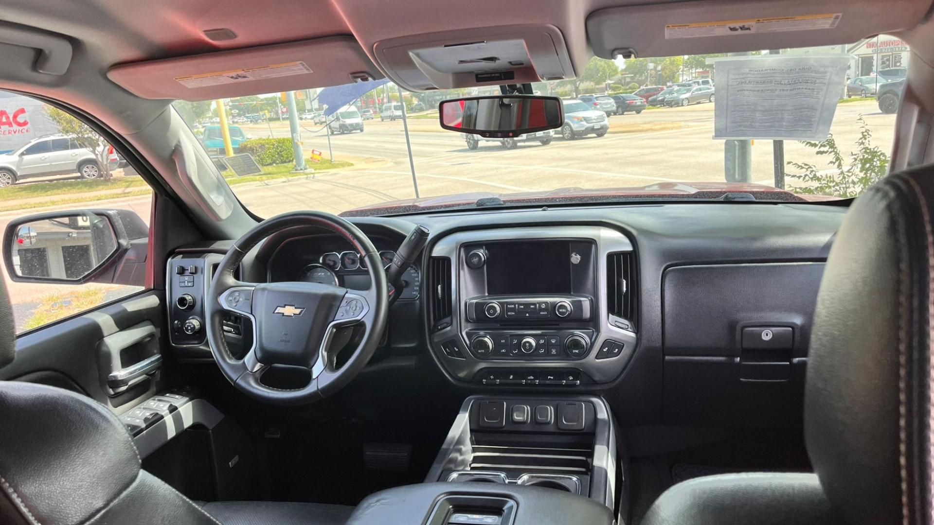 2017 Red /Black Chevrolet Silverado 1500 LT Crew Cab 4WD (3GCUKREC8HG) with an 5.3L V8 OHV 16V engine, 6A transmission, located at 945 E. Jefferson Blvd, Dallas, TX, 75203, (214) 943-7777, 32.752514, -96.811630 - Photo#4