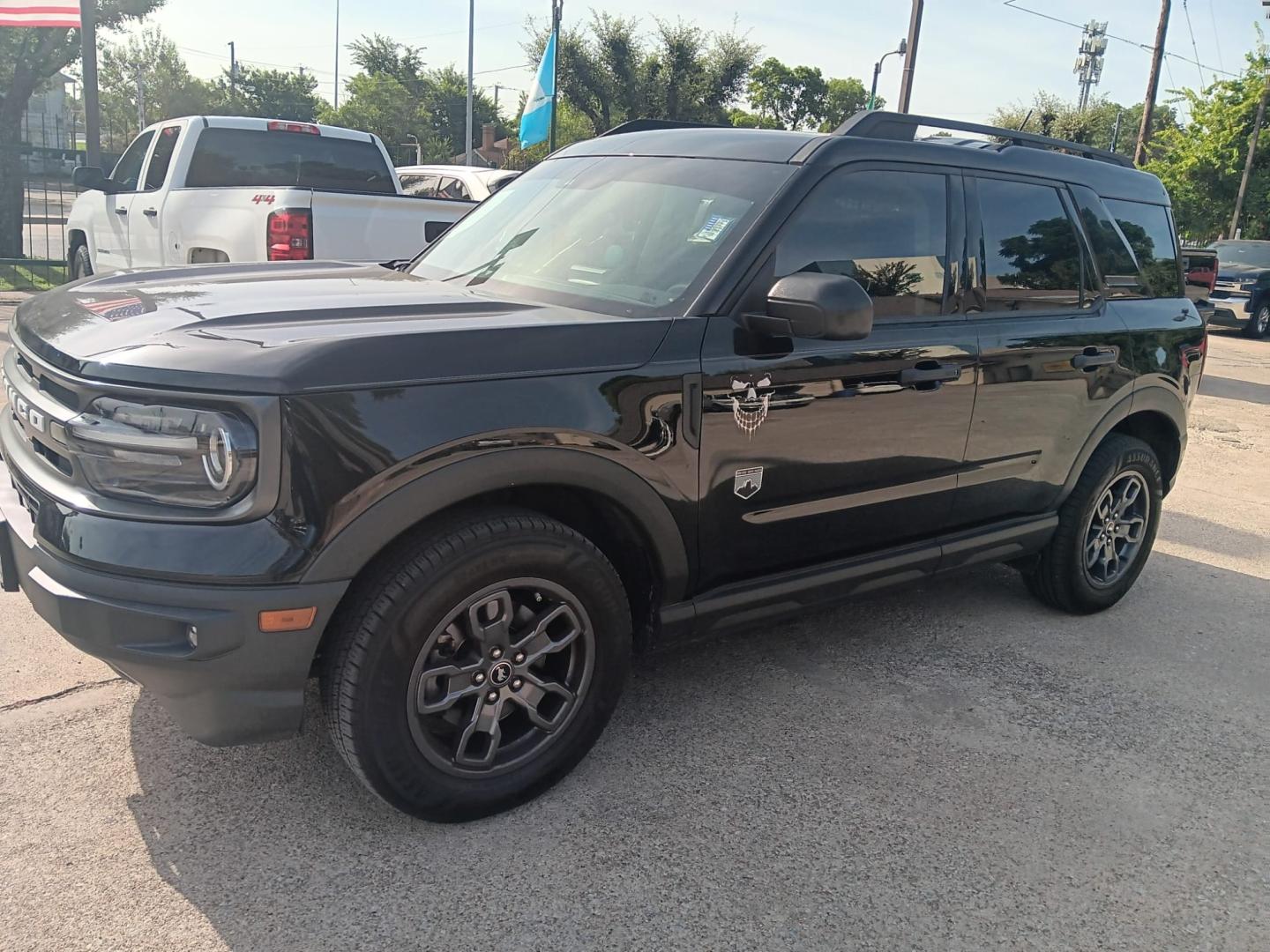 2021 Black Ford Bronco Sport Big Bend (3FMCR9B64MR) with an 1.5L L3 engine, 8A transmission, located at 945 E. Jefferson Blvd, Dallas, TX, 75203, (214) 943-7777, 32.752514, -96.811630 - Photo#0