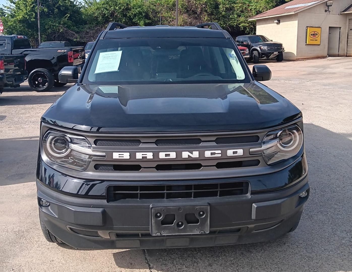 2021 Black Ford Bronco Sport Big Bend (3FMCR9B64MR) with an 1.5L L3 engine, 8A transmission, located at 945 E. Jefferson Blvd, Dallas, TX, 75203, (214) 943-7777, 32.752514, -96.811630 - Photo#1