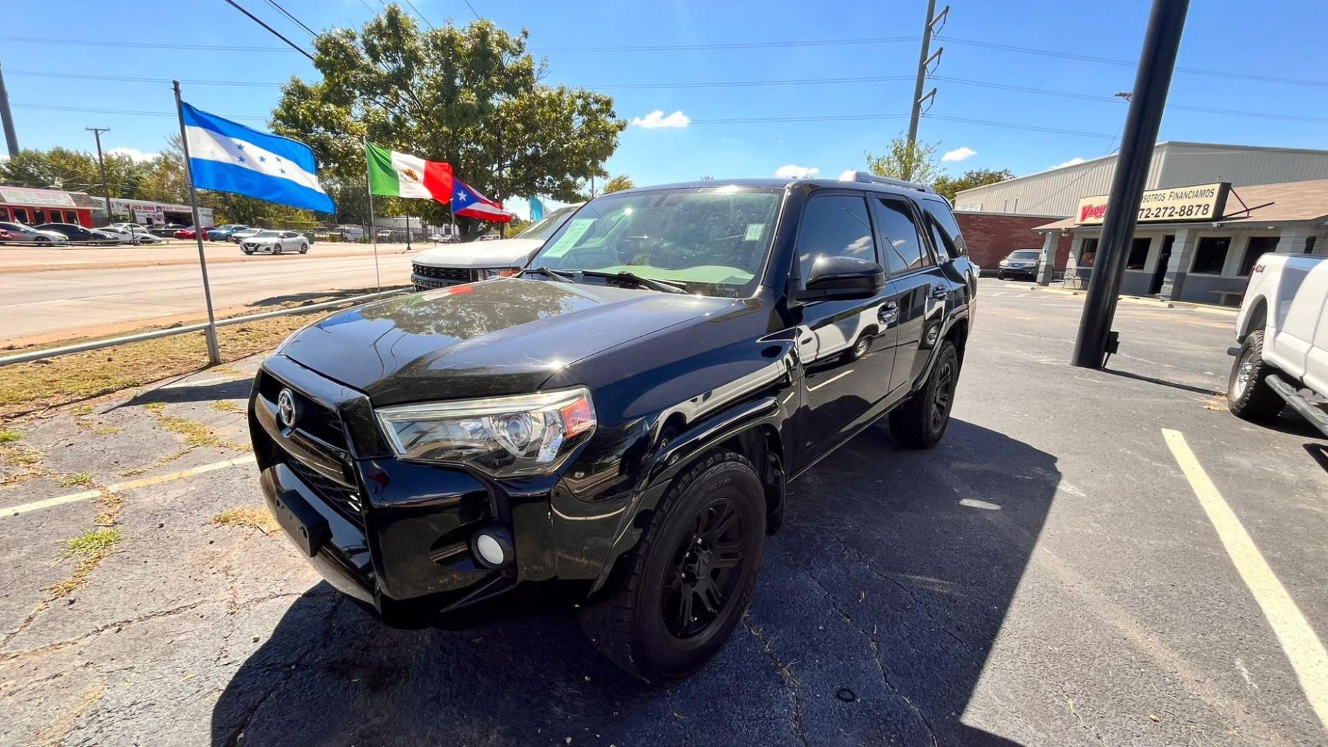 2015 Black Toyota 4Runner SR5 2WD (JTEZU5JR0F5) with an 4.0L V6 DOHC 24V engine, 5-Speed Automatic transmission, located at 945 E. Jefferson Blvd, Dallas, TX, 75203, (214) 943-7777, 32.752514, -96.811630 - Photo#0