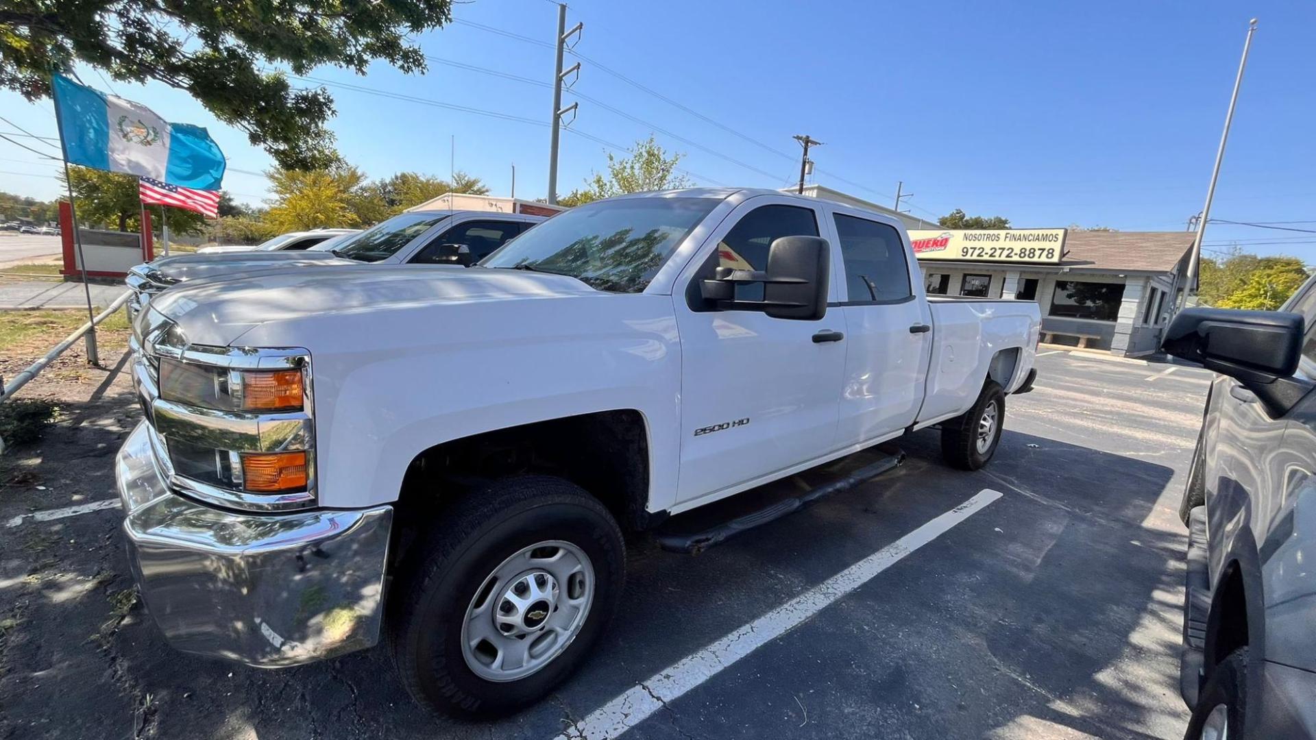 2019 white Chevrolet Silverado 2500HD Work Truck 2WD (1GC1CREG7KF) with an 6.0L V8 OHV 16V FFV engine, 6A transmission, located at 945 E. Jefferson Blvd, Dallas, TX, 75203, (214) 943-7777, 32.752514, -96.811630 - Photo#0