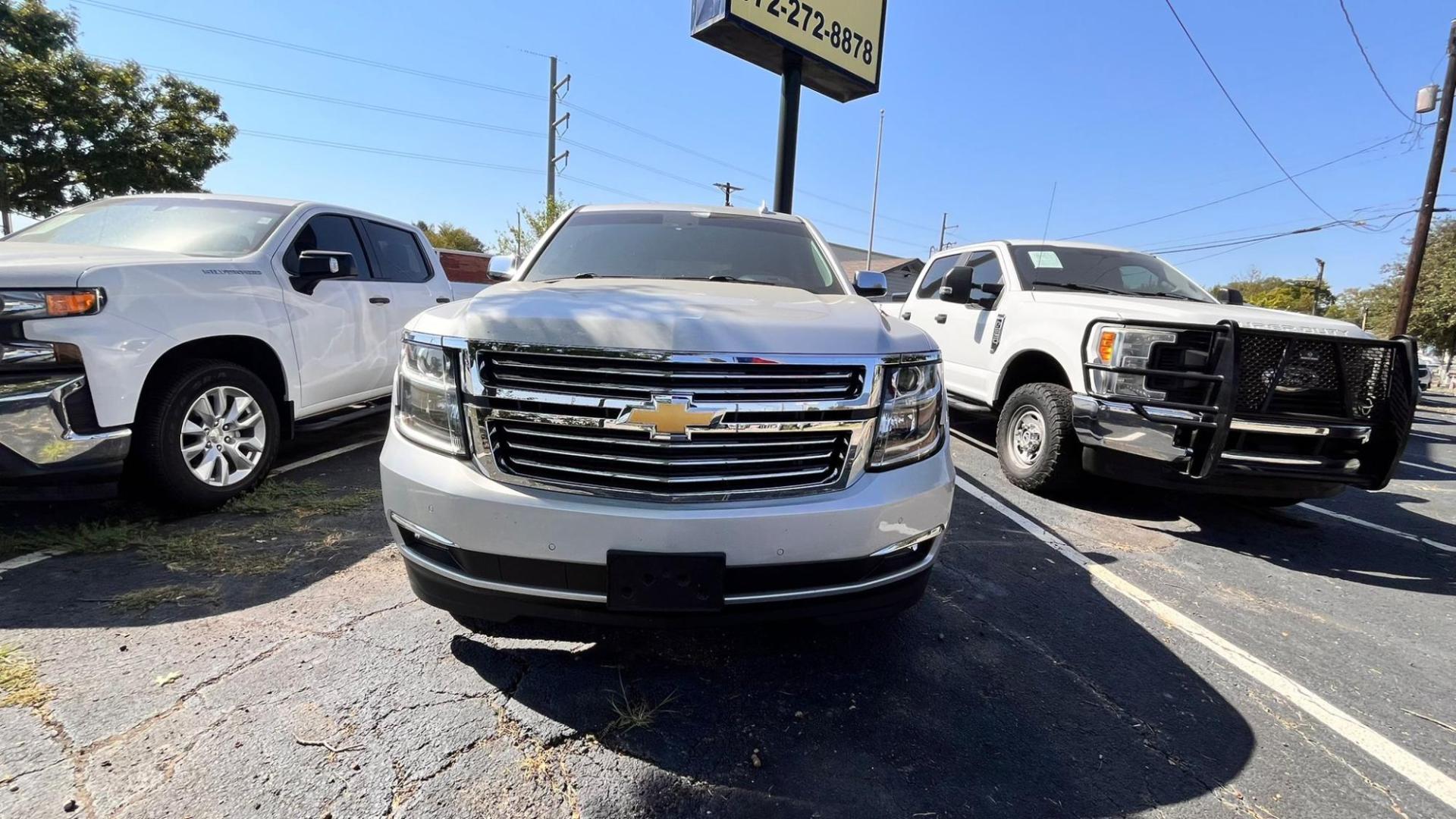 2016 Silver Chevrolet Tahoe LTZ 2WD (1GNSCCKC0GR) with an 5.3L V8 OHV 16V engine, 6A transmission, located at 945 E. Jefferson Blvd, Dallas, TX, 75203, (214) 943-7777, 32.752514, -96.811630 - Photo#1